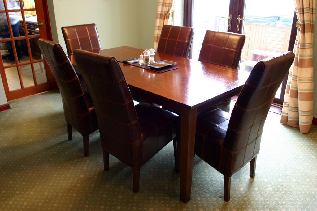 Shire Lodge Ramsey  Extérieur photo